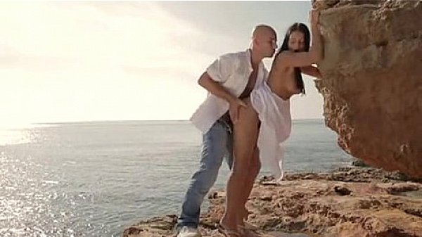 Nonton Mov (2) thumbnail