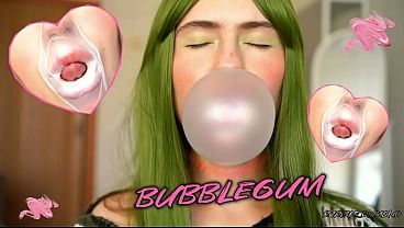 Nonton Sticky Messy Bubblegum Pop thumbnail