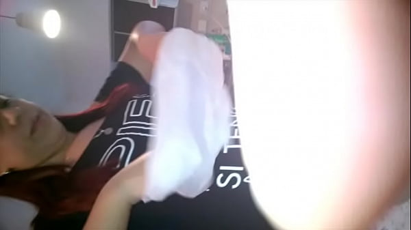 Nonton Exhibiendo El Culo De Mi Esposa thumbnail