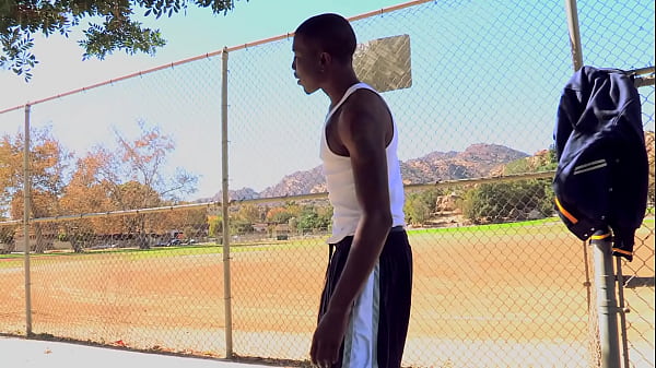 Nonton May Lee Takes Two Big Black Cocks thumbnail