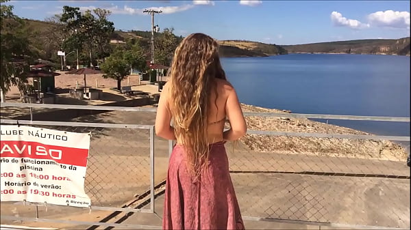 Nonton Els Secrets De Kellenzinha Parlen Sobre Sexe Sense Corbes A Youtube No T'ho Perdis Cada Setmana T&eacute; V&iacute;deos Nous thumbnail