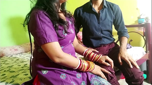 Nonton Bank Manager Fucks Bengali Bhabhi To Settle Loan (hindi Audio) thumbnail