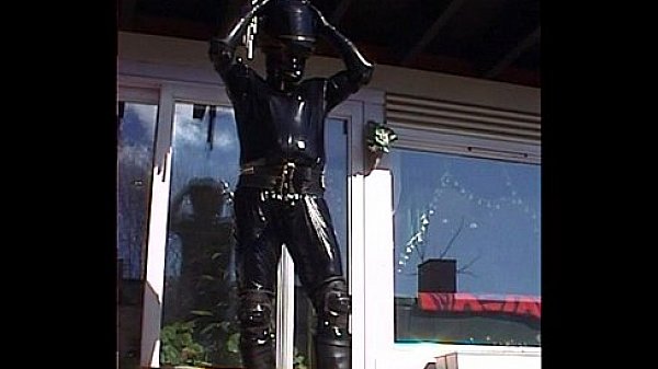 Roxina2003superrubberox050403xxxl.mpg thumbnail