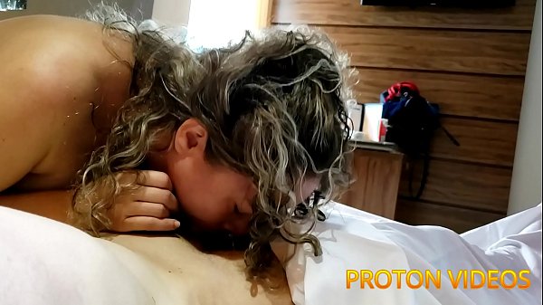 Sub Brasileira Natasha Sub Fazendo Garganta Profunda At&eacute; Vomitar - P1 thumbnail