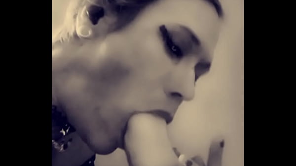 Training my slutty mouth with an 8 inch dildo
