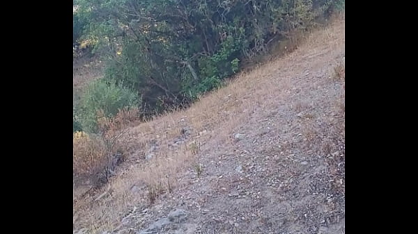 Allez venez je vous am&egrave_ne dans le Maquis Corse pour une exib hummmm