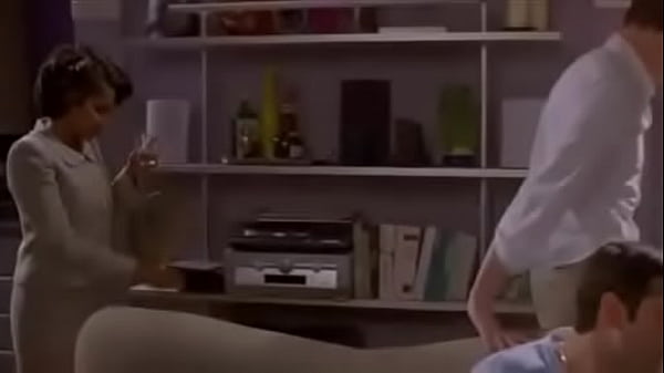 Um Toque de Rosa (Touch of Pink) - 2004 ‧ Romance/Com&eacute_dia rom&acirc_ntica ‧ 1h 31m