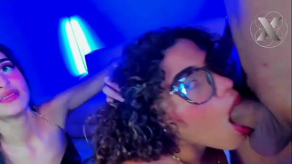 Nonton Wild Sex Orgy With Two Colored And Two White Whores thumbnail