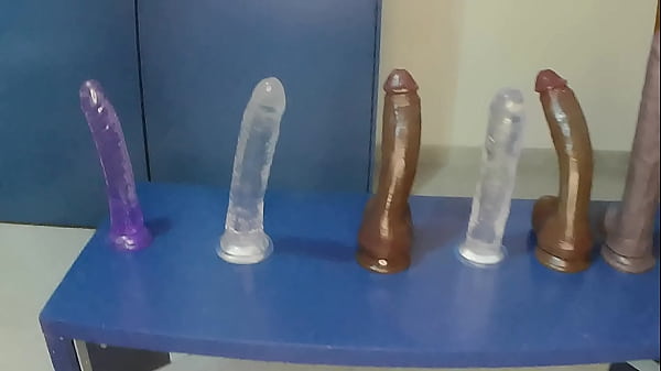 Nonton Young Testing Many Plugs, Monster Dildos And Has Great Orgasm Lola Spice thumbnail