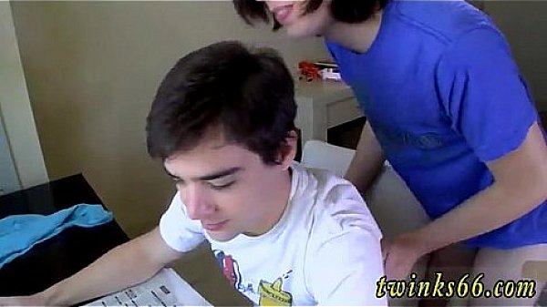 Naked S Boys Pissing Free Only Videos Welsey Makes A Great Urinal thumbnail