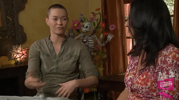 Lesbian Sex - Melissa's 47th Birthday Brings Her A Present In Jiz Lee thumbnail