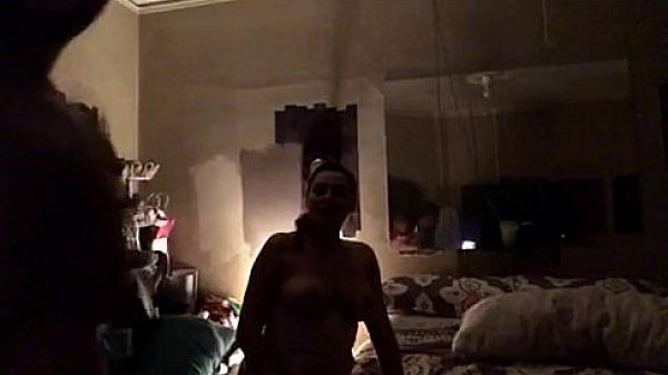 Nonton Trim.13dace4b-c893-44a0-bdb9-43db81f26eb4.mov thumbnail