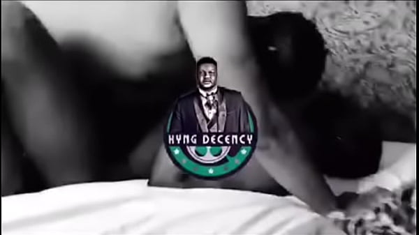 Nonton Coaching My New Models On The Art Of Lovemaking thumbnail