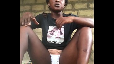 Crazybitch Strip Tease Till She Decided To Twerk From Half Naked To Total Naked thumbnail