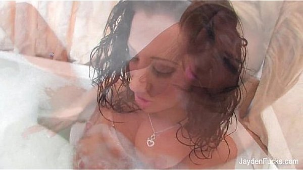 Bath Fuck With Isis and Anthony & Jayden Jaymes 