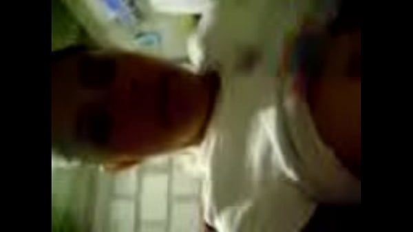 Chup&aacute;ndose Las Tetas. thumbnail