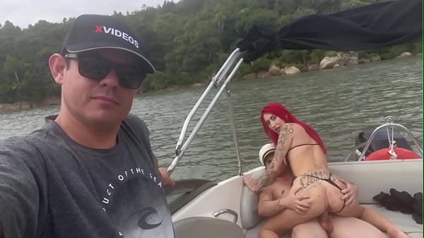 Capitã_o pica e Mary Jane em: Sexo em Alto Mar