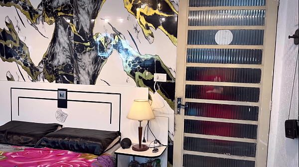 Nonton Empregada Dom&eacute;stica Ganha Sal&aacute;rio Milion&aacute;rio Pra Trabalhar Vestes Curtas E Foder Os Patr&otilde;es Todos Os Dias thumbnail