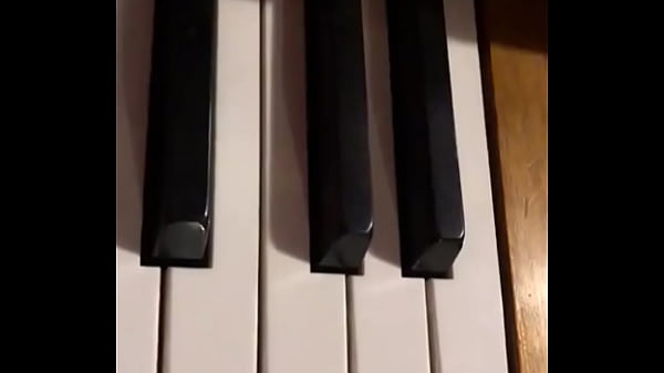 Nonton Romantic Candlelight Piano Session On The Go ??️ Whats Your Favorite Piano Song?#pianomoods #romantic #session... thumbnail