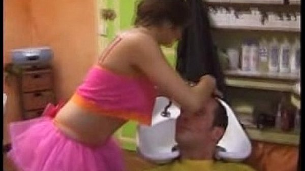 Metendo A Rola Na Empregada Gostosa thumbnail