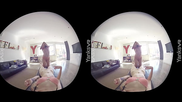 Yanks Les Cuties Marina &_ Charlotte Playing In 3D