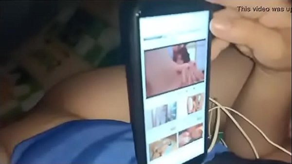 Nonton Nước Lồn Bạn G&aacute;i Bắn ướt Cả Giường, R&ecirc;n La Vang Trời Ph&ecirc; Tới N&oacute;c thumbnail