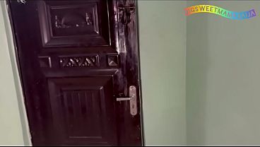 Nonton Room Service Man Being Fuck When Delivering Towel In The Room thumbnail