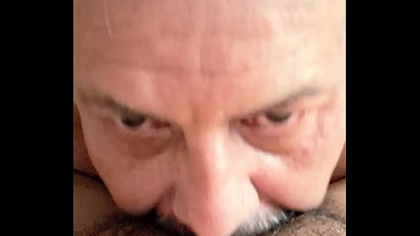 Rica Mamada De Verga A Enrique Con Garganta Profunda thumbnail