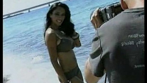 Juliana Moreira - Solo thumbnail