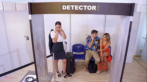 Latina Africa Danger Hardcore Big Cock Threeway With Big Boobs Babe thumbnail