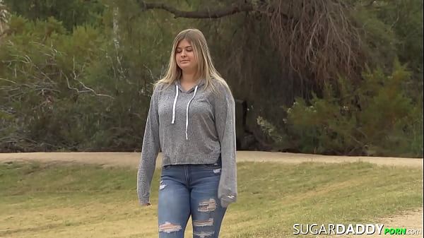 Nonton Bbw Teen Gets Filled Up By Her Sugardaddy! thumbnail