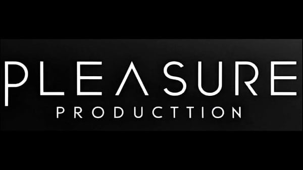 Nonton Traindo O Corninho Vizinho Dotado thumbnail