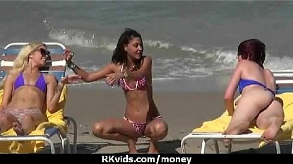 Hot Sexy Amateur Babe Needs A Lift And Takes Cash 17 thumbnail