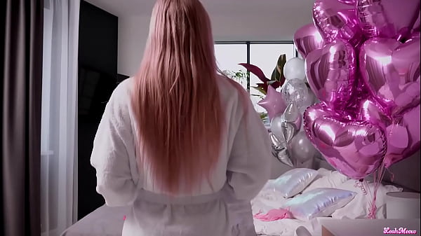 A Girl Plays With Her Boy On Valentine's Day thumbnail