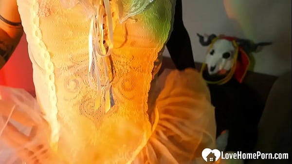 Nonton Hottie In Costume And Red Hair Loves To Ride My Cock thumbnail