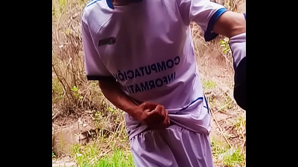 Sexo En El Monte thumbnail