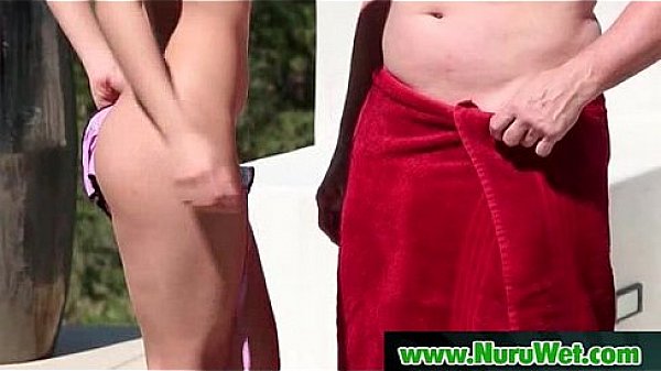 Nonton Nurumassage Y Serviced By Step-mom 10 thumbnail