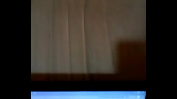 Masturbaci&oacute;n en honor a a miga de Twitter 