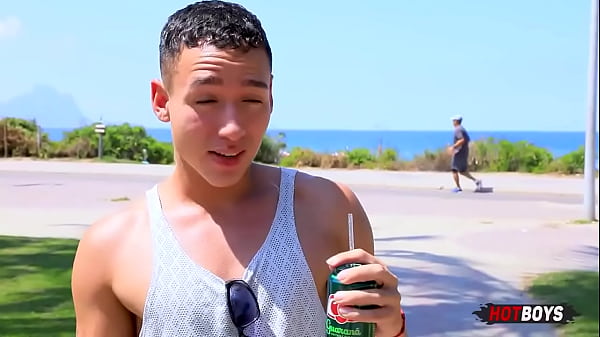 Manja? Esses Shorts S&atilde;o Bem Prop&iacute;cios Pra Dar Aquela Espiada. Os Cariocas Ja Est&atilde;o Usando Na Maldade Pra Atrair P ... thumbnail