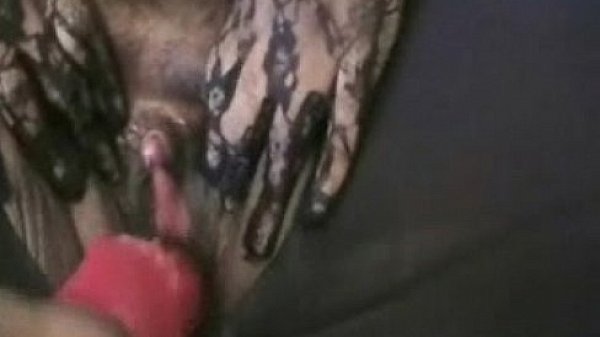 Catwoman Masturbates thumbnail