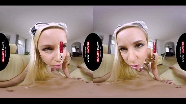 RealityLovers - a maid sucked my dick VR