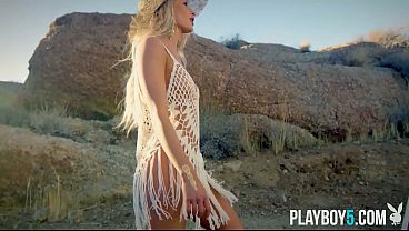 Big round ass blonde teen pornstar goes naked outdoor and shows us all