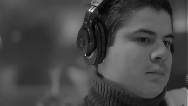 Nonton El Zool&oacute;gico Alfrediito Olivas thumbnail