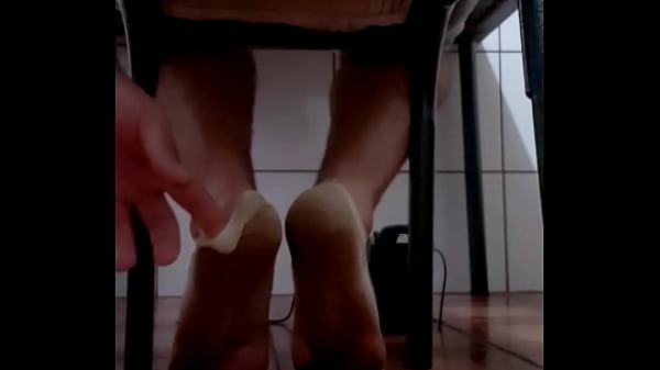 Stinky feet 