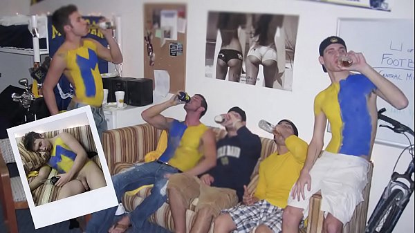Hazehim - Frat Boys Getting Wild And Crazy In The Dorm Rooms thumbnail
