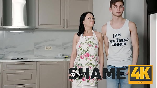 Nonton Shame4k. Stud Lures An Older Woman Into Having A Kinky Sex With Toys thumbnail