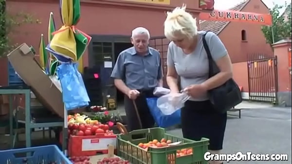 Nonton Teen Fucked By Oldie In The Woods thumbnail