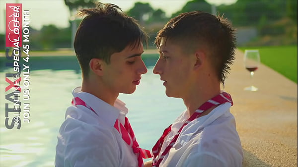 SNEAK PEEK EPISODE S02X06 ::DANNY AND NATHAN'_S POOL SCENE