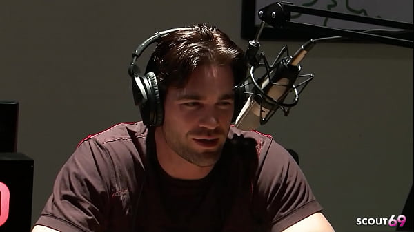 Nonton Talented Big Tits Singer Fucks With The Producer In The Recording Studio thumbnail