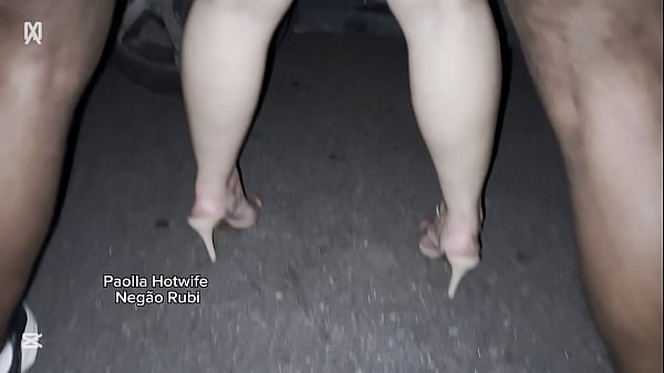 Nonton Paolla Hotwife Sem Limites E Ensina Neg&atilde;o De 23cm A Fuder No Carro Em Beira De Estrada &agrave; Noite!!! Marido Corno S&oacute; Acompanha A Aula De Sexo Da Esposa Que Ensina Como Meter Em Via P&uacute;blica Do Brasil thumbnail